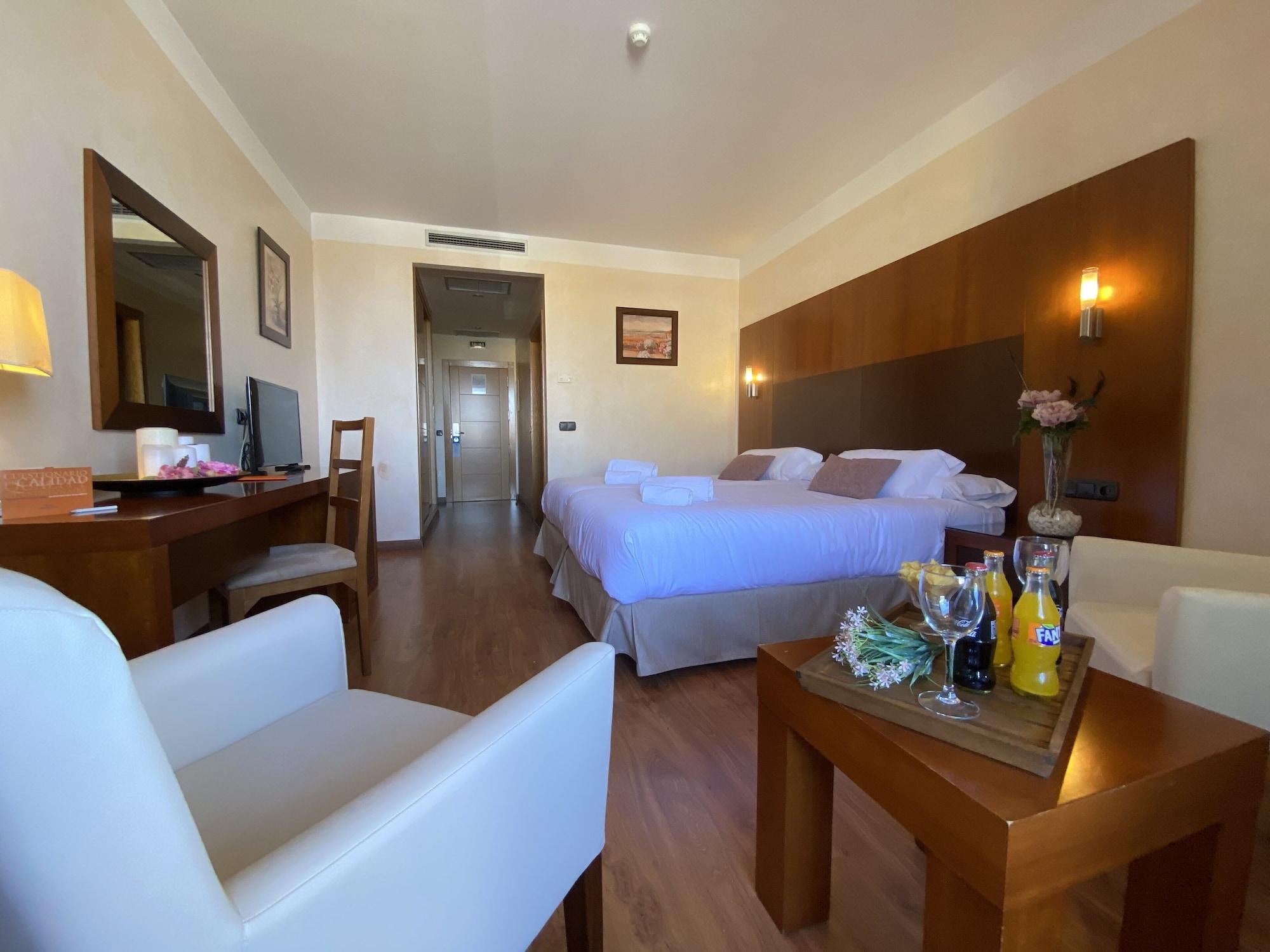 Hotel Montera Plaza Los Barrios Exterior foto